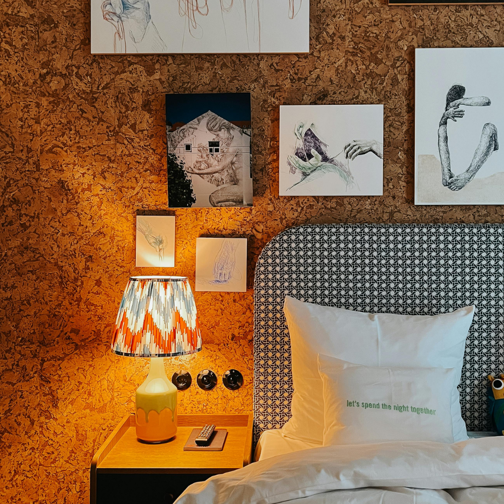 simple bedroom decorating ideas in pakistan