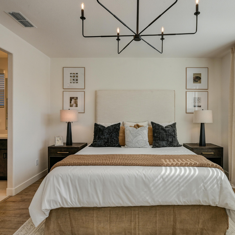 simple bedroom decorating ideas in pakistan